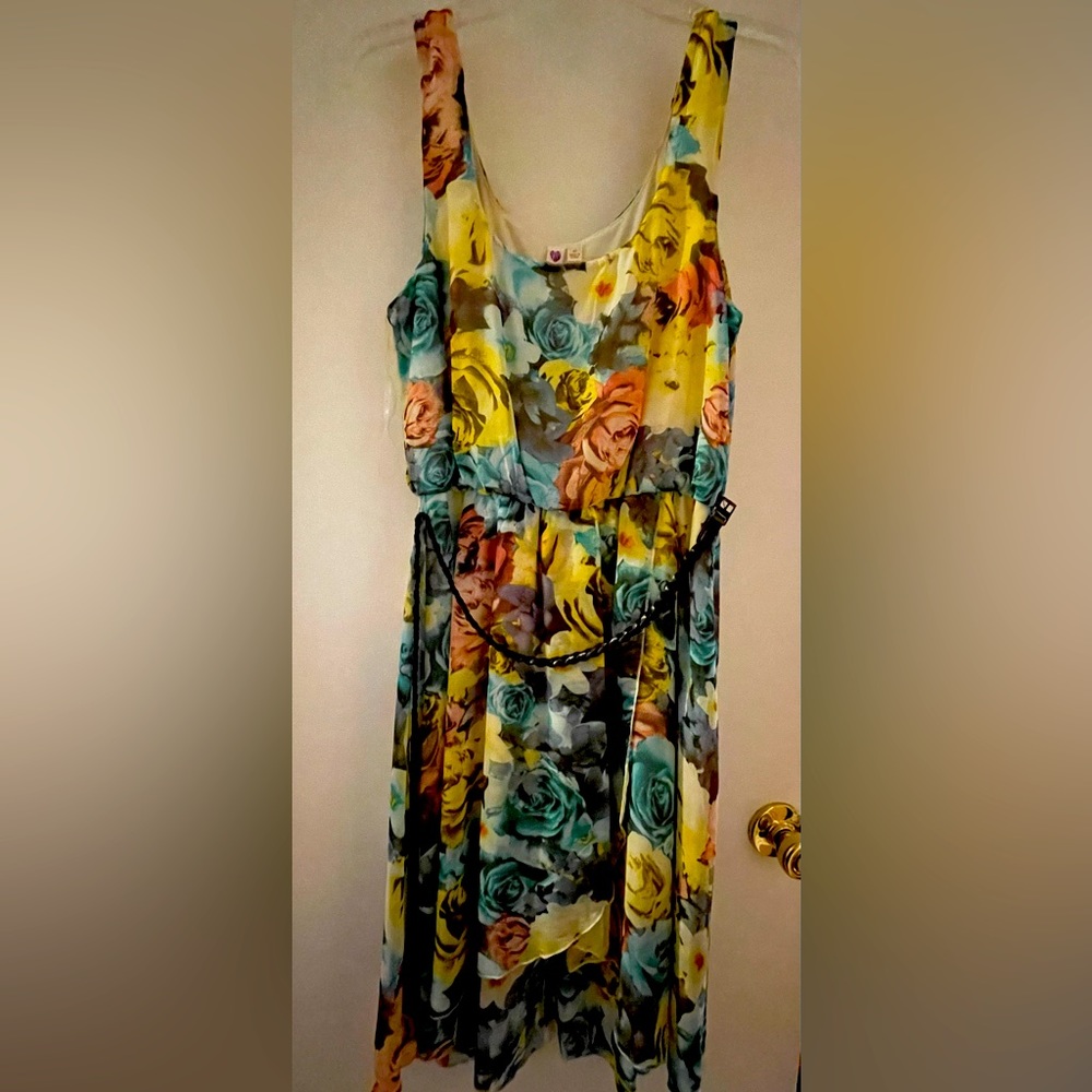 Floral Dress with belt, Sleeveless, Medium